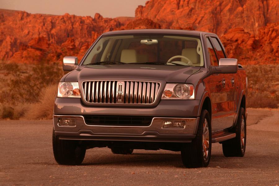  Lincoln Mark LT Concept 2004 года  (фото 35 из 51)
